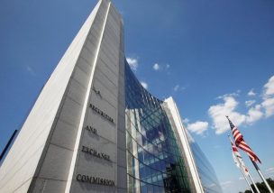 米 SEC 委員長 ICO 証券