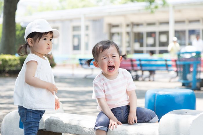 子連れ出勤　日本