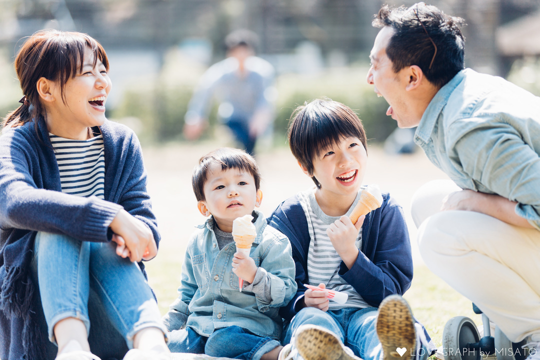 日本　夫婦と子の家族　３割弱　2040年　単身世帯　構成比　約4割